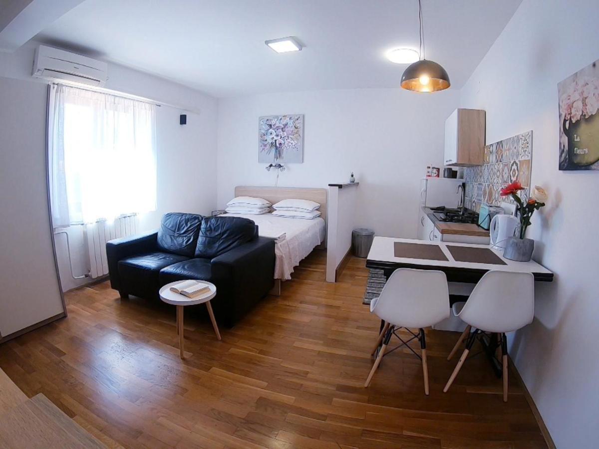 Apartments Josipa 포레치 외부 사진