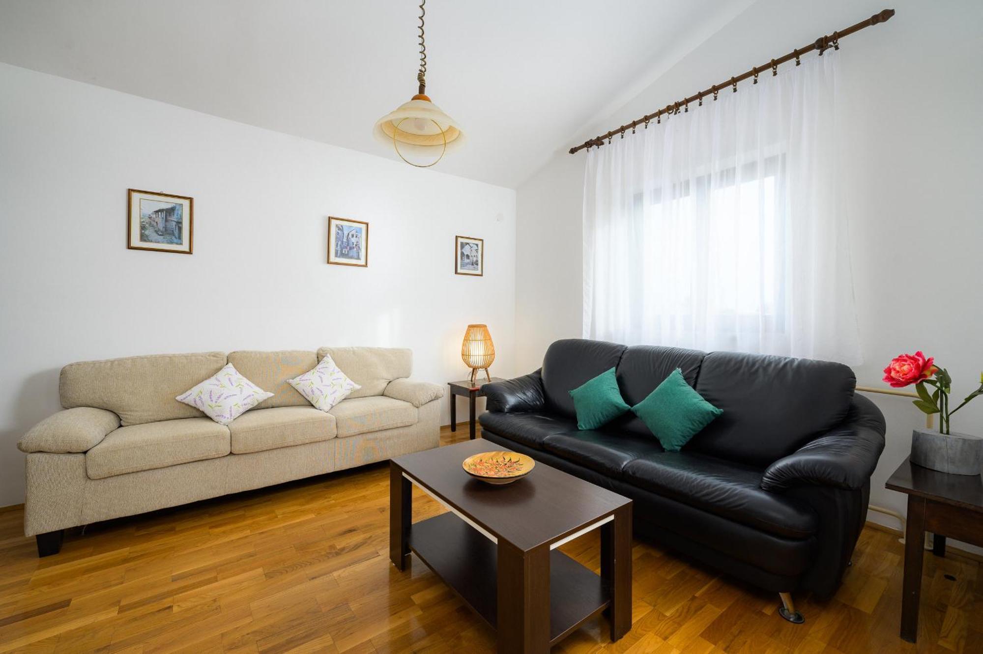 Apartments Josipa 포레치 외부 사진