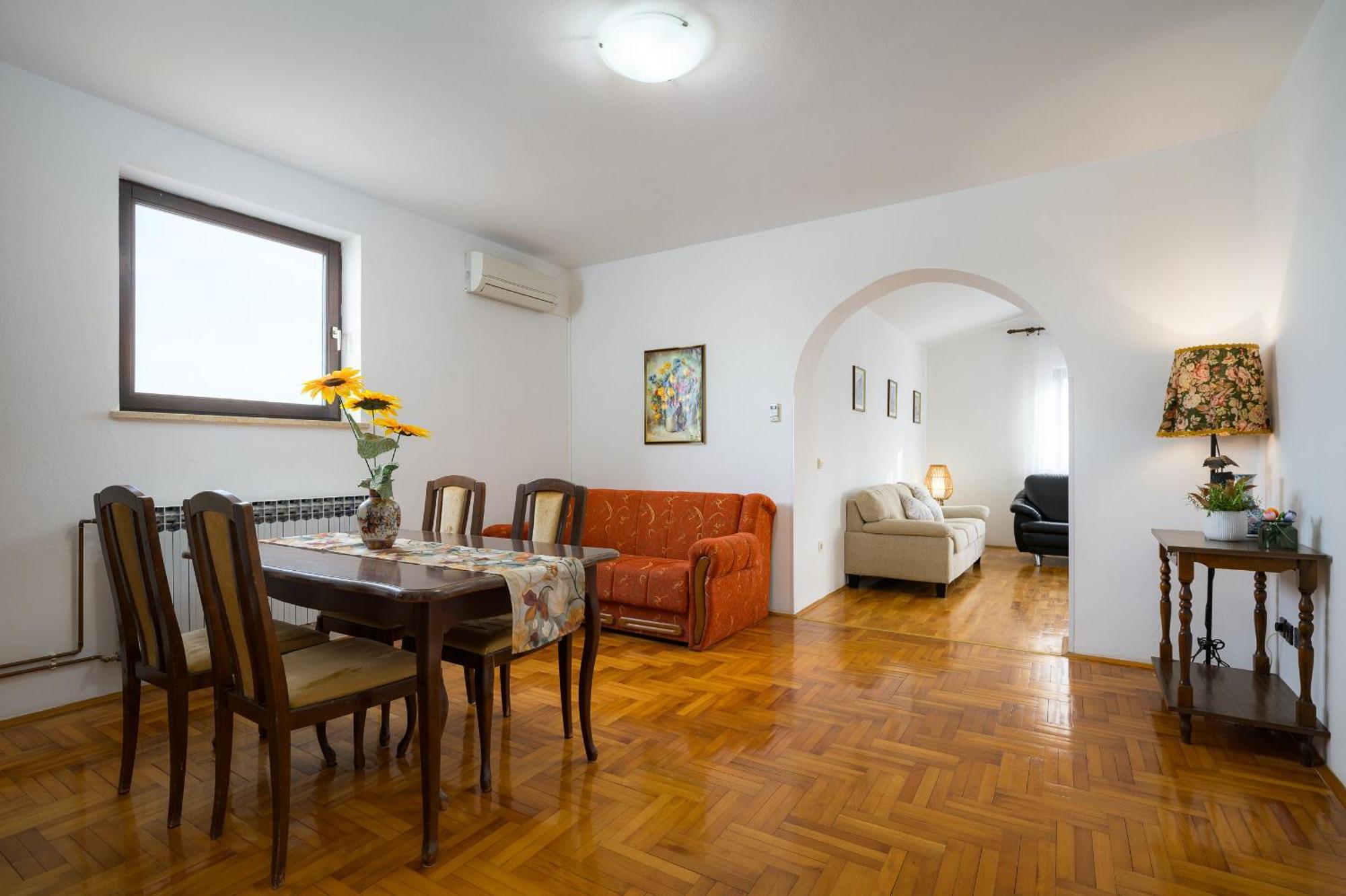 Apartments Josipa 포레치 외부 사진